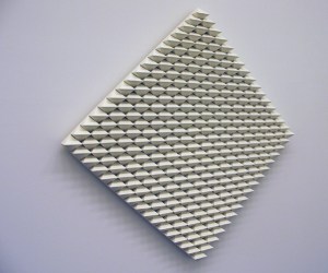 Ad Dekkers - Relief met afgeschuinde blokjes